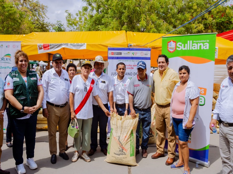 Productores de Sullana y Marcavelica son beneficiados con más de 25 toneladas de alimento y más de 100 kits veterinarios