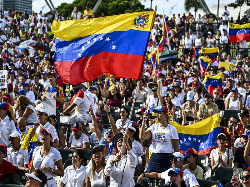 Once países condenan validación de resultados electorales en Venezuela