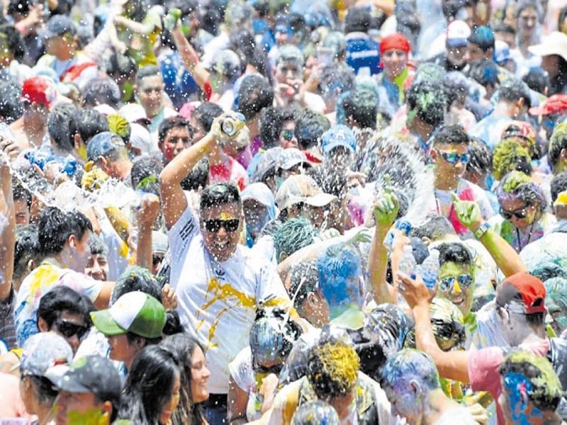 Carnavales: explosión de color, música y tradición