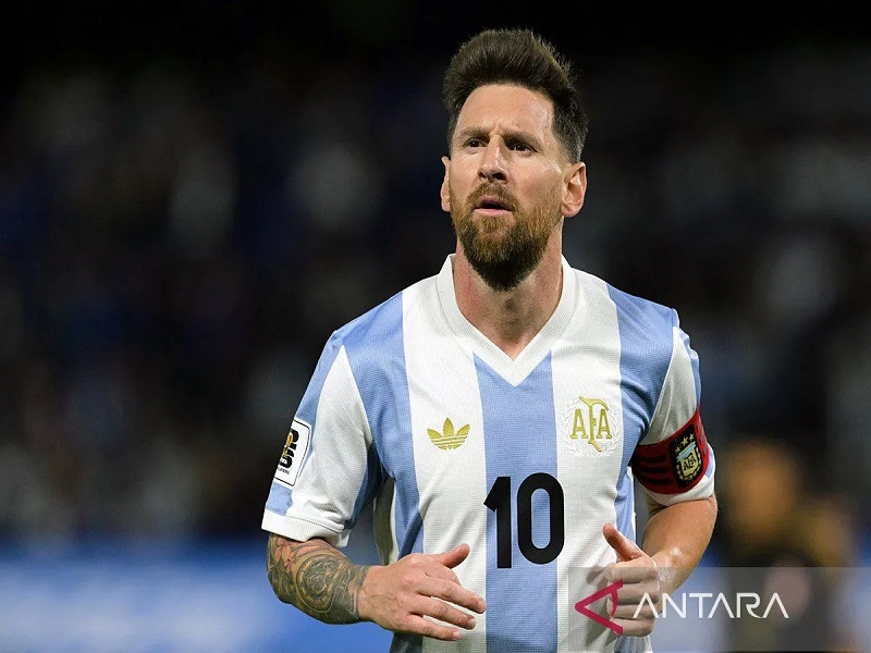 Lionel Messi llegó al Perú con Inter Miami: fue recibido por un centenar de hinchas y concentró previo al partido con Universitario