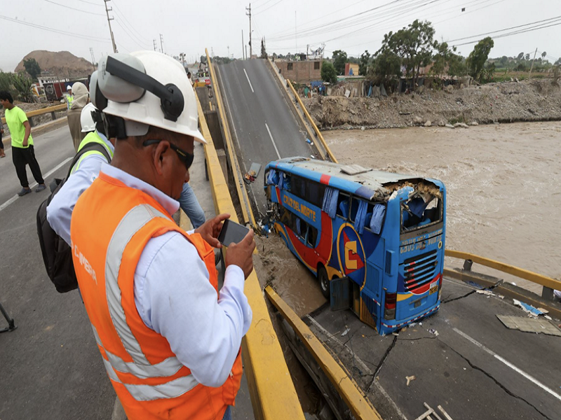 Publican decreto para "atender de manera célere" infraestructura de puentes