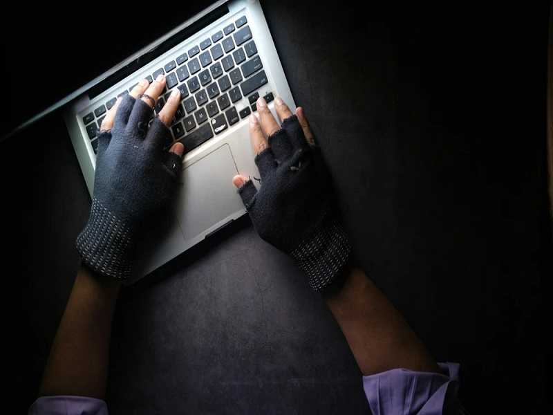 Estafas telefónicas y digitales: experto advierte falta de "cultura de seguridad de la información"