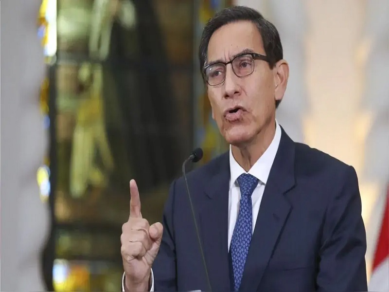 Comisión Permanente aprobó informe final para inhabilitar por diez años a Martín Vizcarra