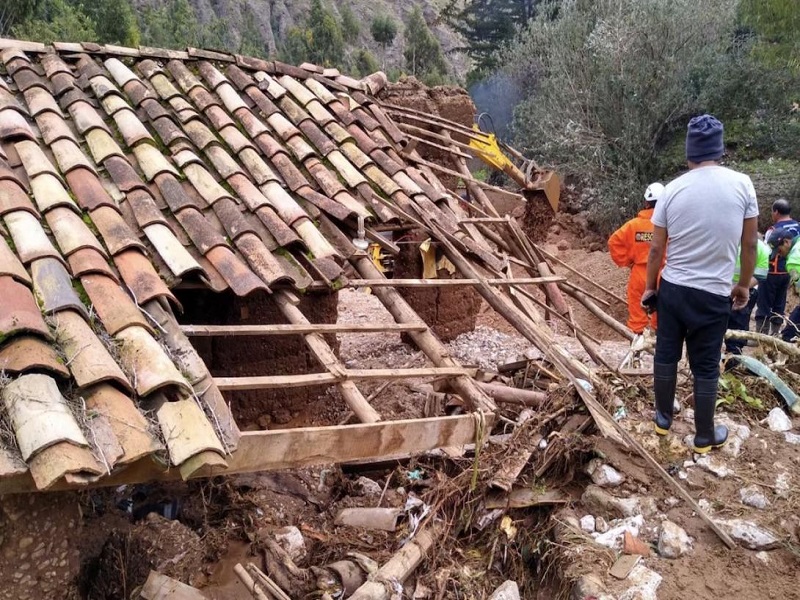 Indeci: Al menos 47 muertos y más de 8.000 damnificados por fuertes lluvias y huaicos