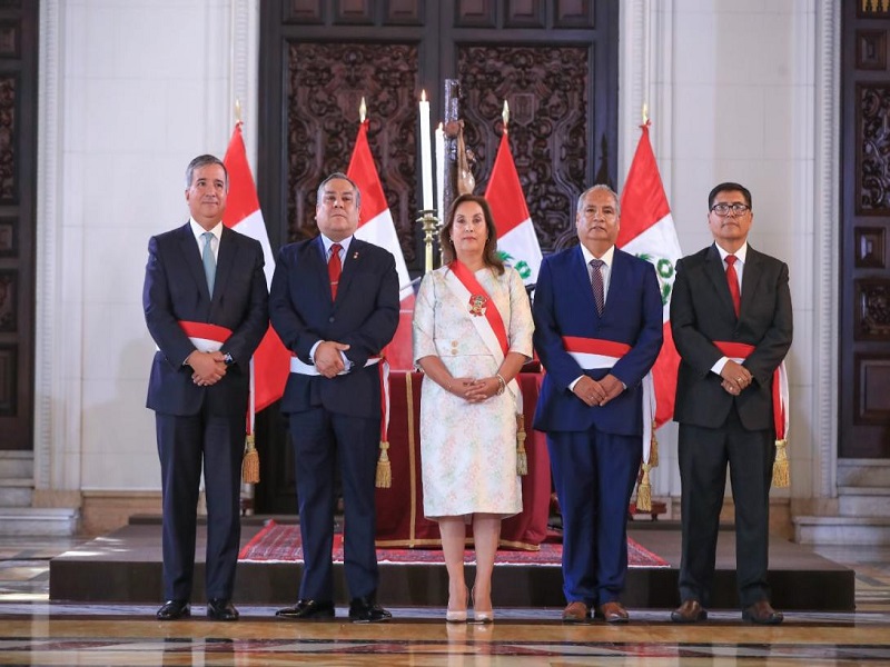 Tres cambios en el gabinete. Conoce a los nuevos ministros de Economía, del Interior y del MTC