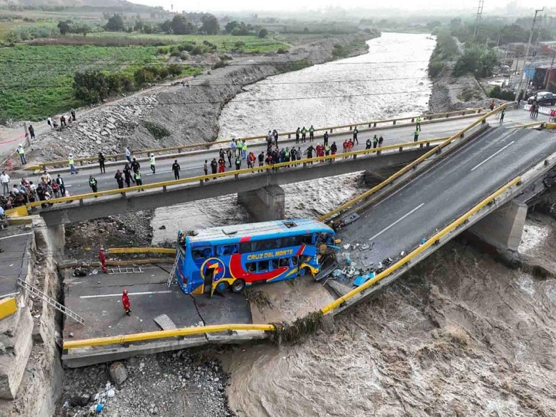 Gobernadora regional de Lima: "Tenemos siete puentes colapsados en Lima Provincias"