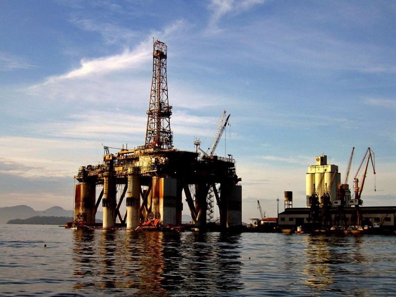 Descubren yacimientos de petróleo y gas en la costa norte del Perú