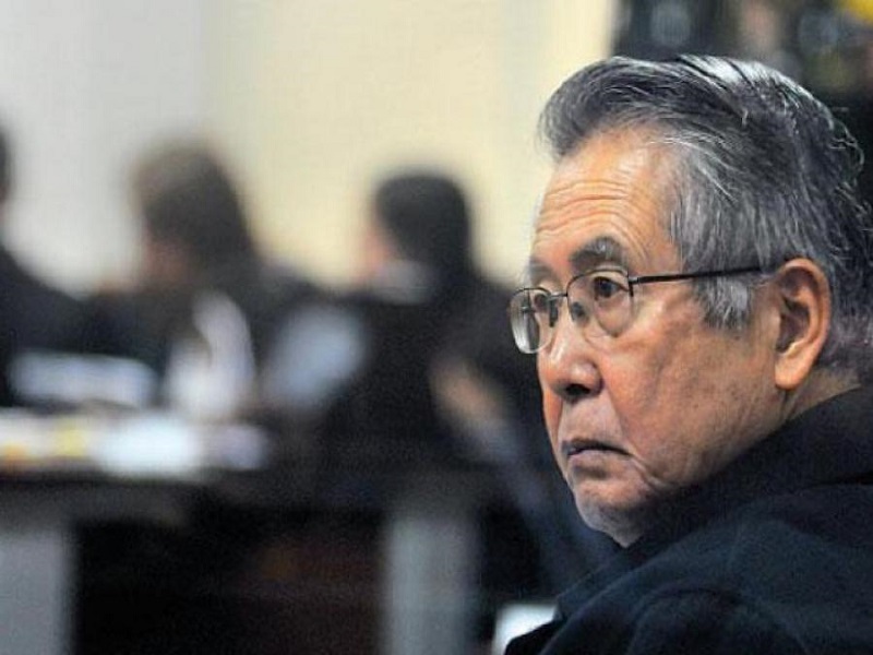 Keiko anuncia que Alberto Fujimori será candidato presidencial