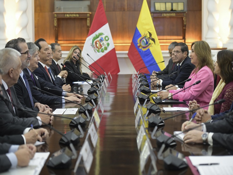 Perú y Ecuador anunciaron cooperación para enfrentar al crimen organizado transnacional, tras celebrar Gabinete Ministerial
