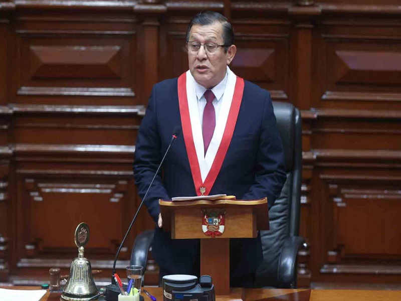 Comisión de Fiscalización pedirá a Salhuana citar a Dina Boluarte al Congreso para responder por aumento de sueldo